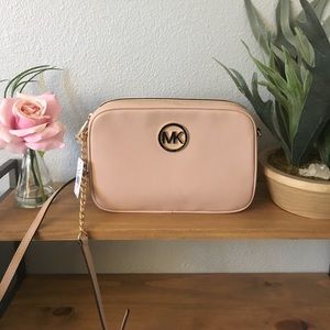 Michael Kors Fulton Leather Crossbody